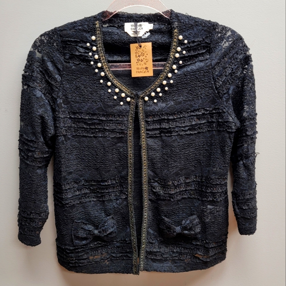Molly Bracken NWT Lace One Button Cardigan With Pearl and Bow Accents Size Small